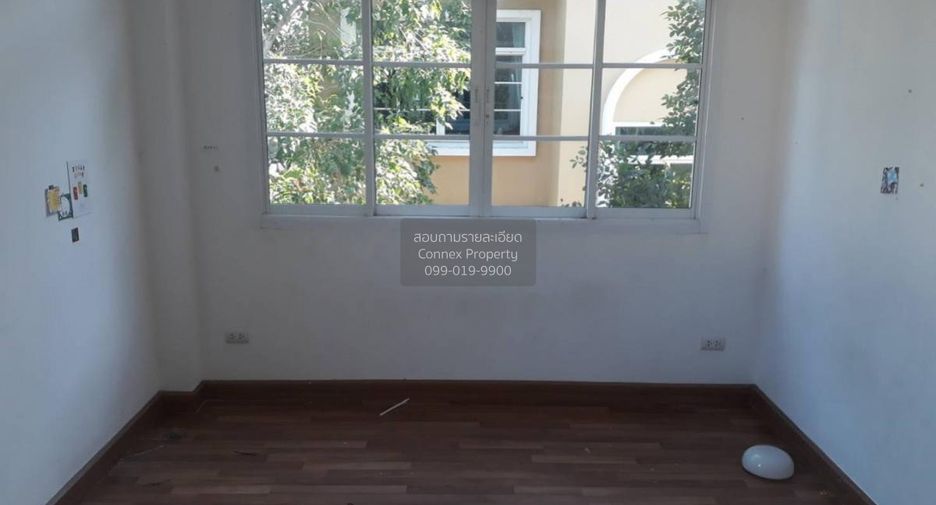 Haus zum Kauf mit 3 Zimmer in Khlong Sam Wa, Bangkok