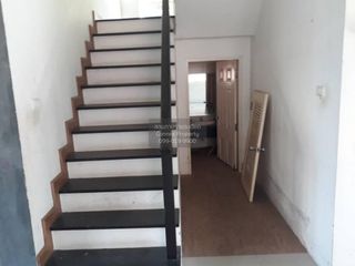 Haus zum Kauf mit 3 Zimmer in Khlong Sam Wa, Bangkok