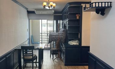 Wohnung zur Miete mit 2 Zimmer in Yan Nawa, Bangkok