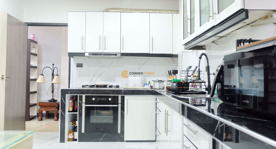 For rent and for sale 3 bedrooms house in Bang Lamung, Chonburi