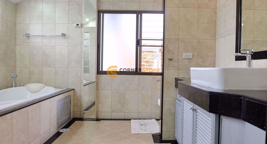 For rent 3 bedrooms house in Bang Lamung, Chonburi