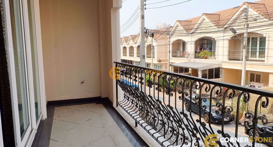 À louer et à vendre 2 chambres maison à Jomtien, Pattaya