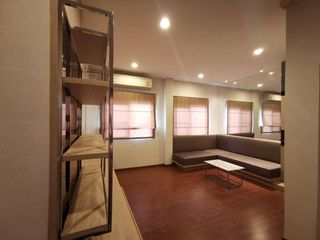 Casa en alquiler de 4 habitaciones en Bang Na, Bangkok