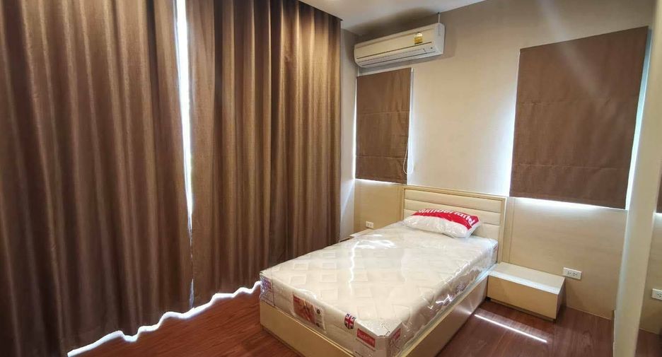 For rent 4 bedrooms house in Bang Na, Bangkok