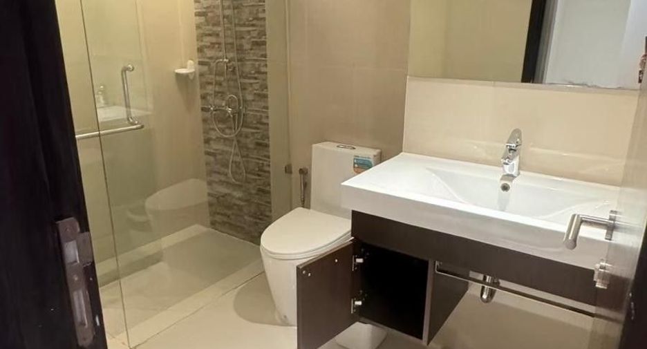 For rent 2 bedrooms condo in Mueang Phuket, Phuket