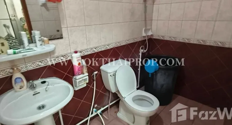 For sale 2 bedrooms townhouse in Pak Kret, Nonthaburi