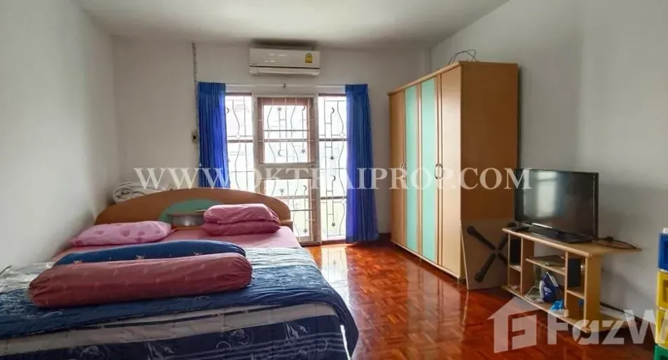 For sale 2 bedrooms townhouse in Pak Kret, Nonthaburi
