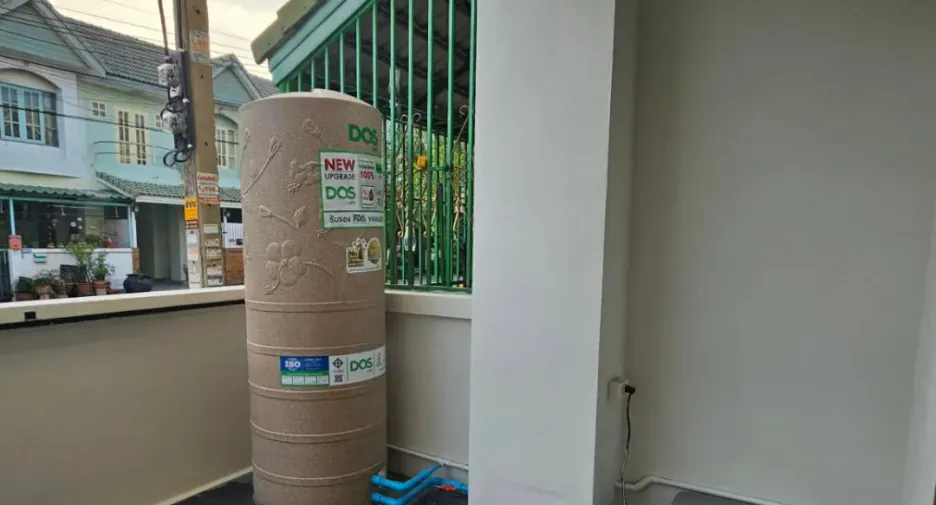 For rent 4 bedrooms townhouse in Bang Bua Thong, Nonthaburi