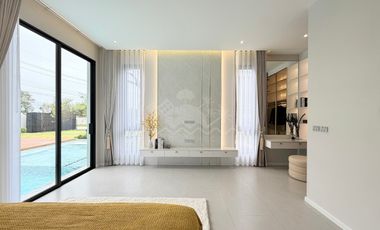 Casa en venta de 5 habitaciones en Bang Lamung, Chonburi