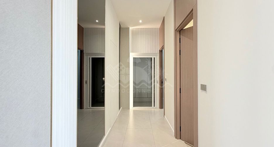 Casa en venta de 5 habitaciones en Bang Lamung, Chonburi