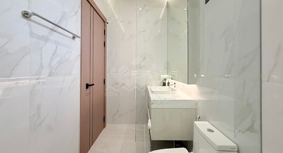 Casa en venta de 5 habitaciones en Bang Lamung, Chonburi