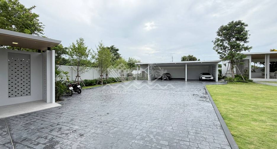 Casa en venta de 5 habitaciones en Bang Lamung, Chonburi