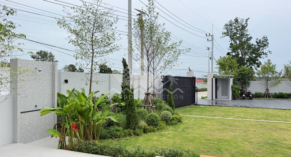 Casa en venta de 5 habitaciones en Bang Lamung, Chonburi