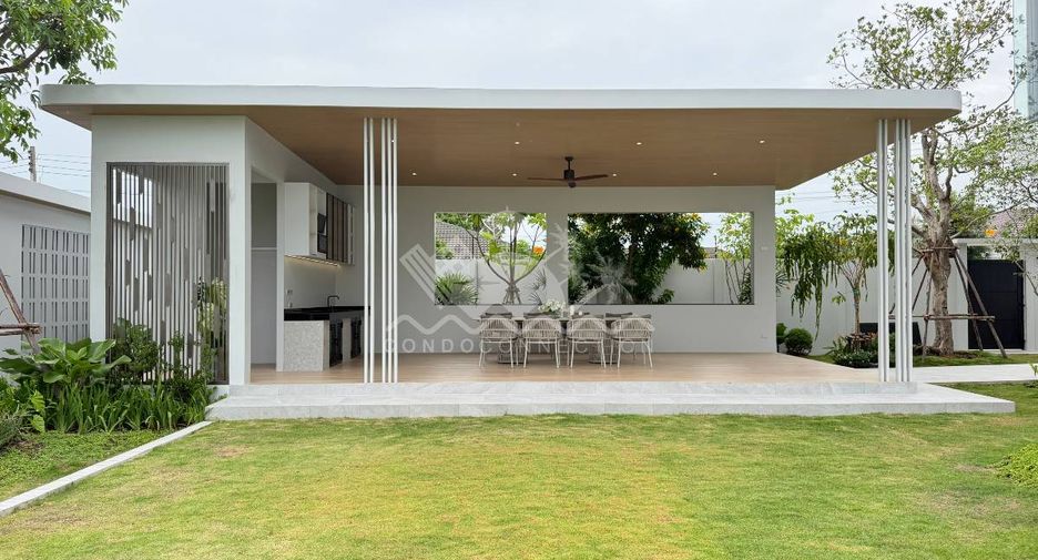 Casa en venta de 5 habitaciones en Bang Lamung, Chonburi
