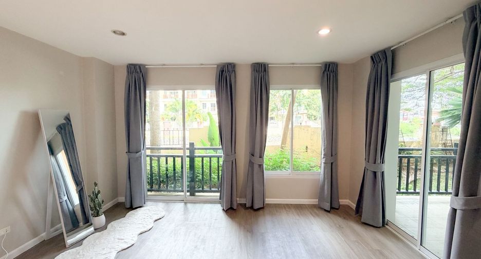 For rent 2 bedrooms condo in Mueang Phuket, Phuket