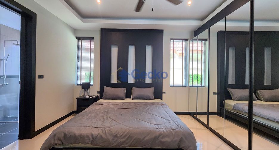 For sale 4 bedrooms house in Bang Lamung, Chonburi