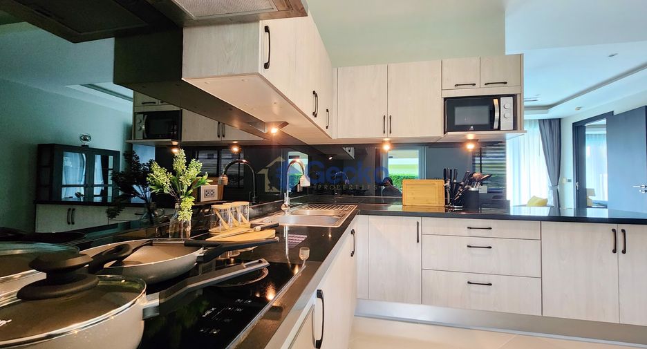 For sale 4 bedrooms house in Bang Lamung, Chonburi