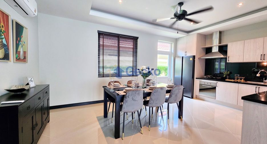 For sale 4 bedrooms house in Bang Lamung, Chonburi