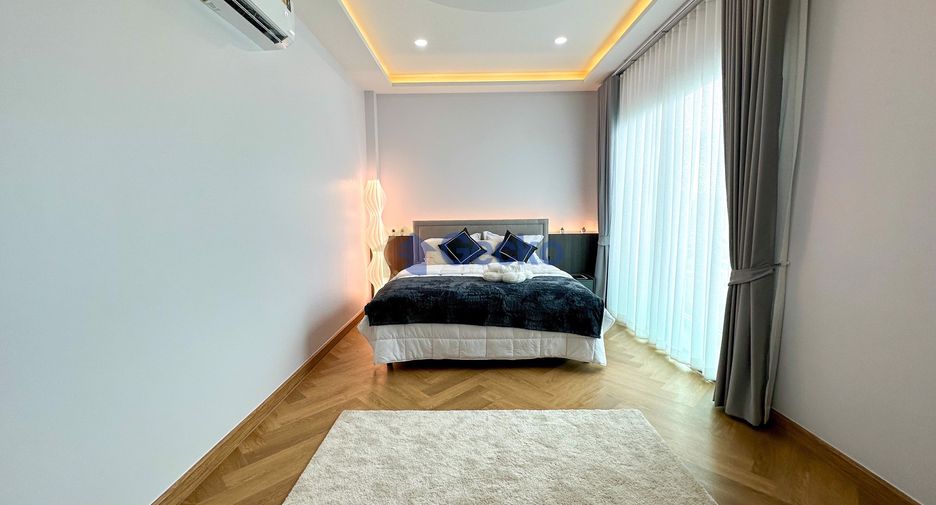 Casa en venta de 4 habitaciones en Bang Lamung, Chonburi