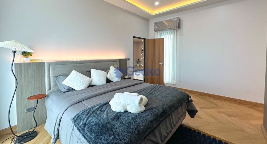 Casa en venta de 4 habitaciones en Bang Lamung, Chonburi