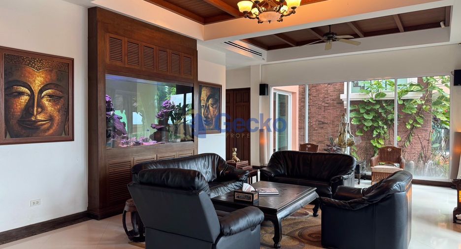 Haus zum Kauf mit 4 Zimmer in Huay Yai, Pattaya