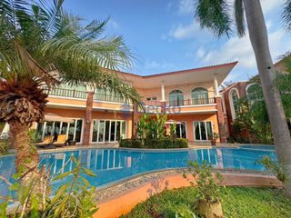 Haus zum Kauf mit 4 Zimmer in Bang Lamung, Chonburi