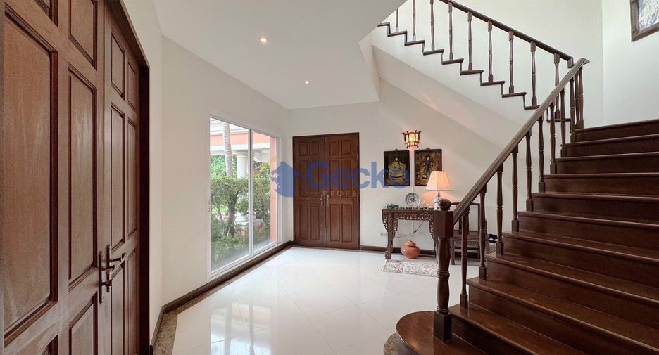 Haus zum Kauf mit 4 Zimmer in Huay Yai, Pattaya