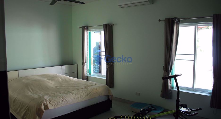 Casa en venta de 4 habitaciones en Bang Lamung, Chonburi