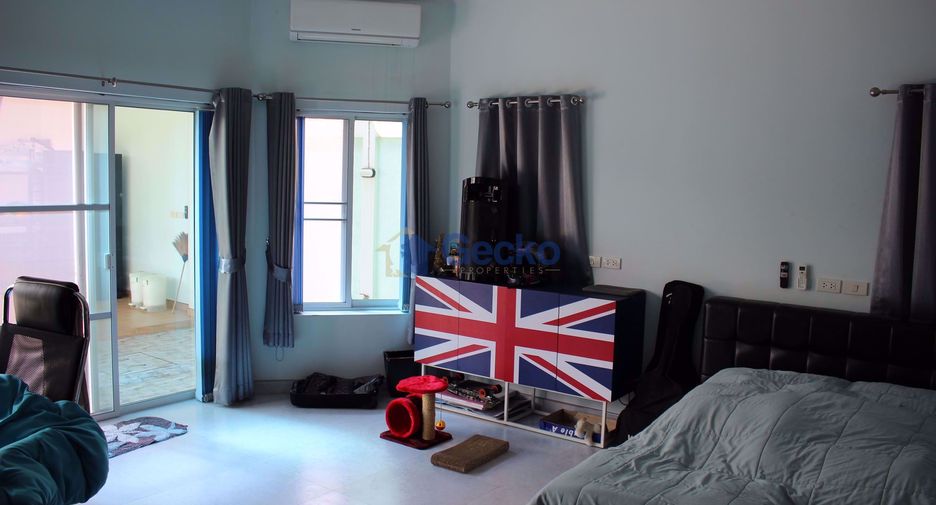 Casa en venta de 4 habitaciones en Bang Lamung, Chonburi