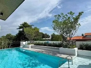 For rent 3 bedrooms villa in Mueang Phuket, Phuket