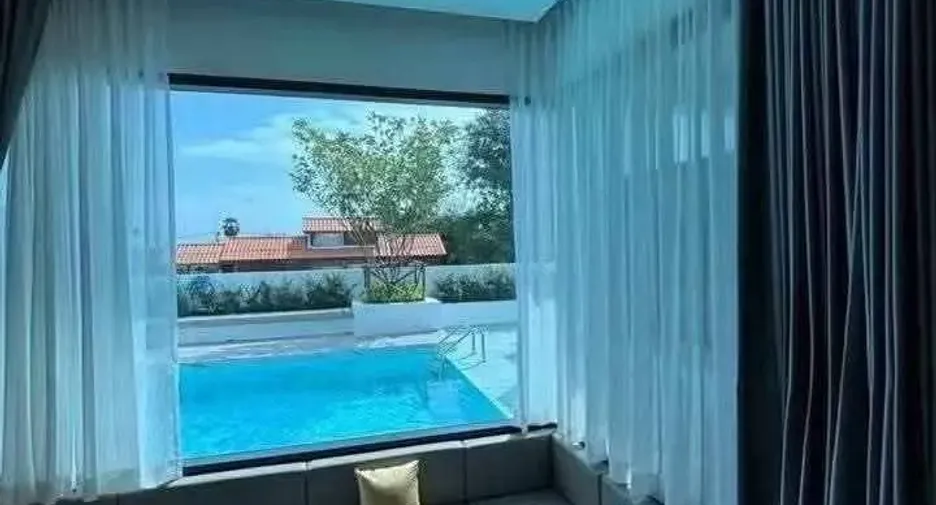 For rent 3 bedrooms villa in Mueang Phuket, Phuket
