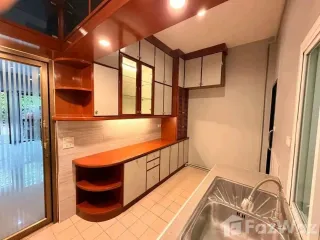 Reihenhaus zur Miete mit 2 Zimmer in Chatuchak, Bangkok