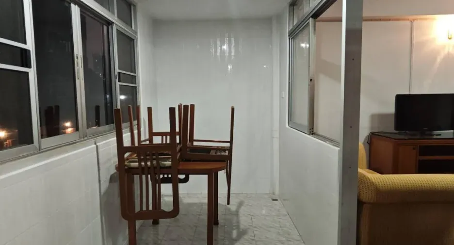 À louer 3 chambres appartement à Khlong Toei, Bangkok