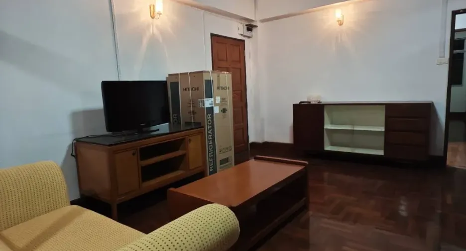 À louer 3 chambres appartement à Khlong Toei, Bangkok