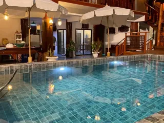 出租 4 卧室 独立屋 在 Hang Dong, Chiang Mai