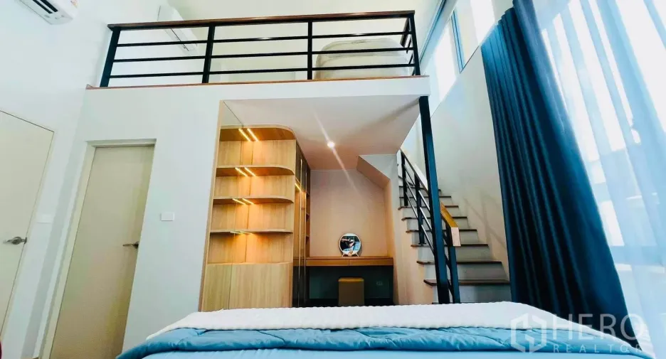 Casa adosada en alquiler de 3 habitaciones en Bang Phli, Samut Prakan