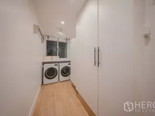 Condo en alquiler de 2 habitaciones en Yan Nawa, Bangkok
