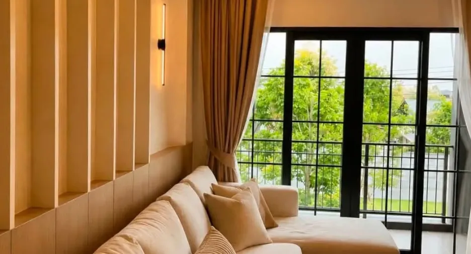 Haus zur Miete mit 4 Zimmer in Bang Phli, Samut Prakan