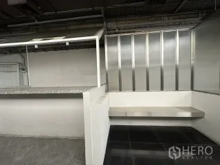 Gewerbefläche zur Miete in Bang Rak, Bangkok