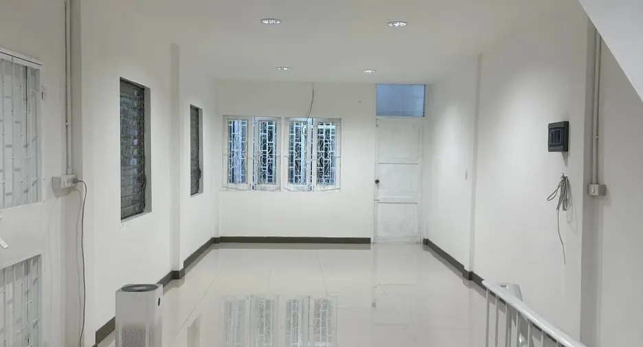 Gewerbefläche zur Miete in Bang Rak, Bangkok
