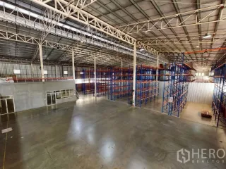 For rent warehouse in Bang Sue, Bangkok