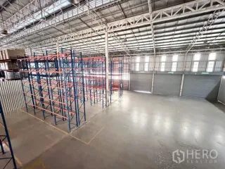 For rent warehouse in Bang Sue, Bangkok