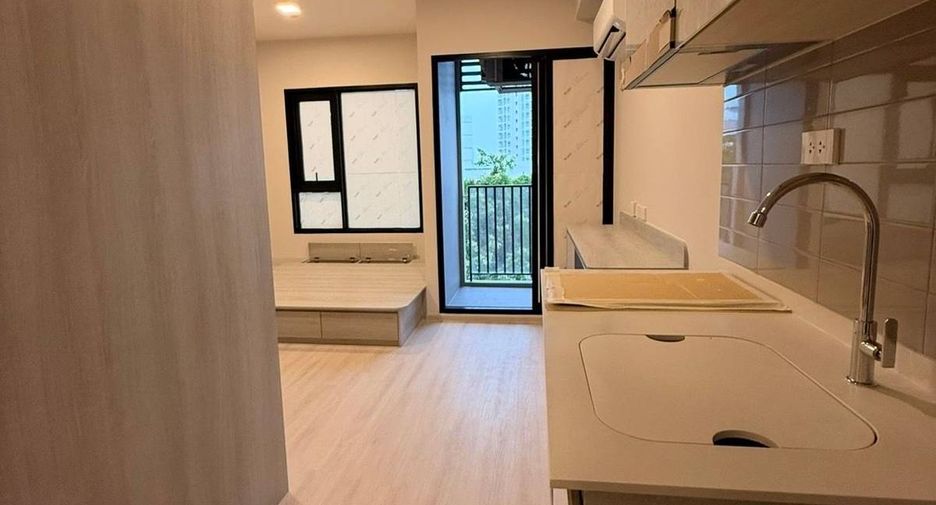 Продажа 1 кровать кондо в Хуаи Кхщанг, Бангкок