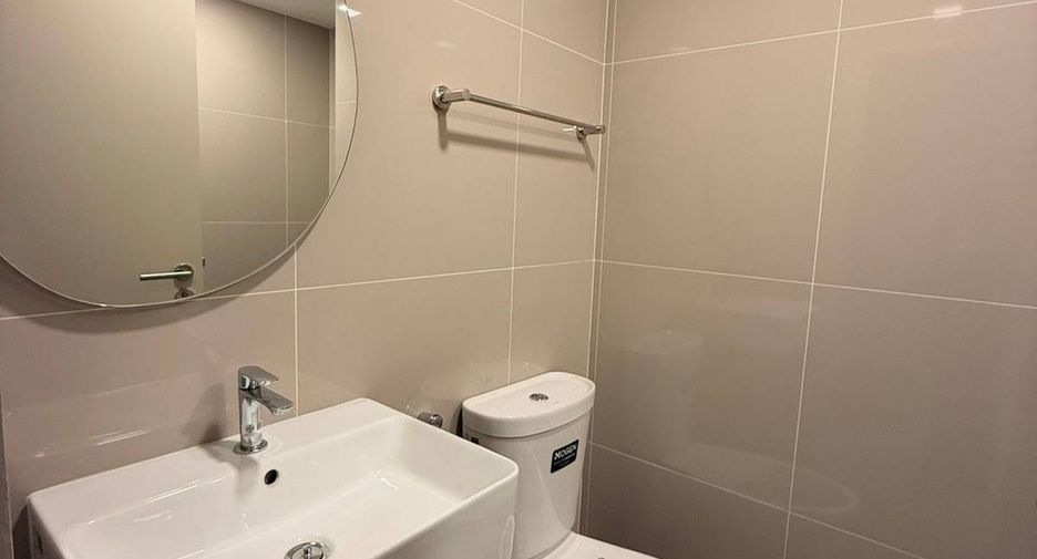 Продажа 1 кровать кондо в Хуаи Кхщанг, Бангкок