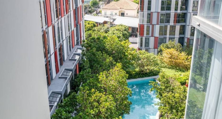 For sale 2 bedrooms condo in Watthana, Bangkok