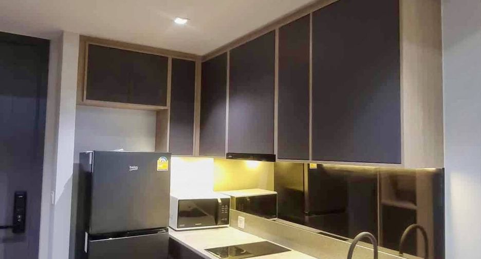 For rent 1 bed condo in Bang Rak, Bangkok
