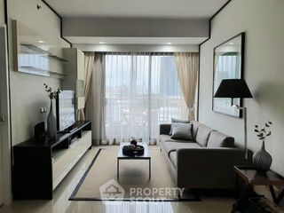 Condo en alquiler de 2 habitaciones en Yan Nawa, Bangkok