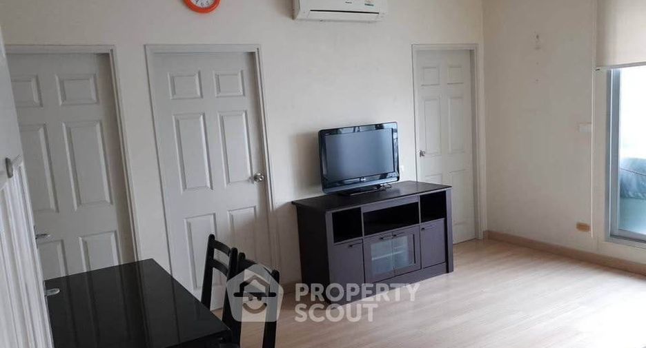 For rent 2 bedrooms condo in Sathon, Bangkok