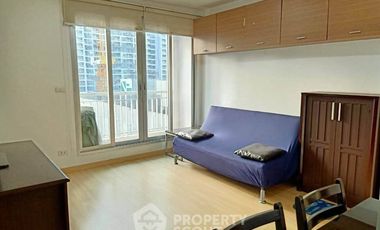 For rent 2 bedrooms condo in Sathon, Bangkok