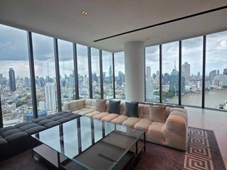 For rent 3 bedrooms condo in Khlong San, Bangkok